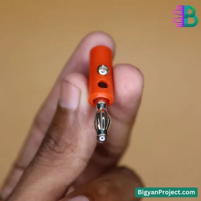 ব্যানানা প্লাগ ৪মিমি - স্ক্রু টাইপ স্পিকার কানেক্টর কিনুন