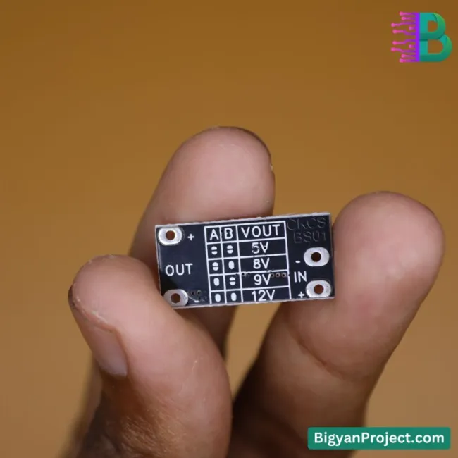 ৩.৭V থেকে ৫V/৮V/৯V/১২V মিনি ডিসি বুস্ট কনভার্টার মডিউল