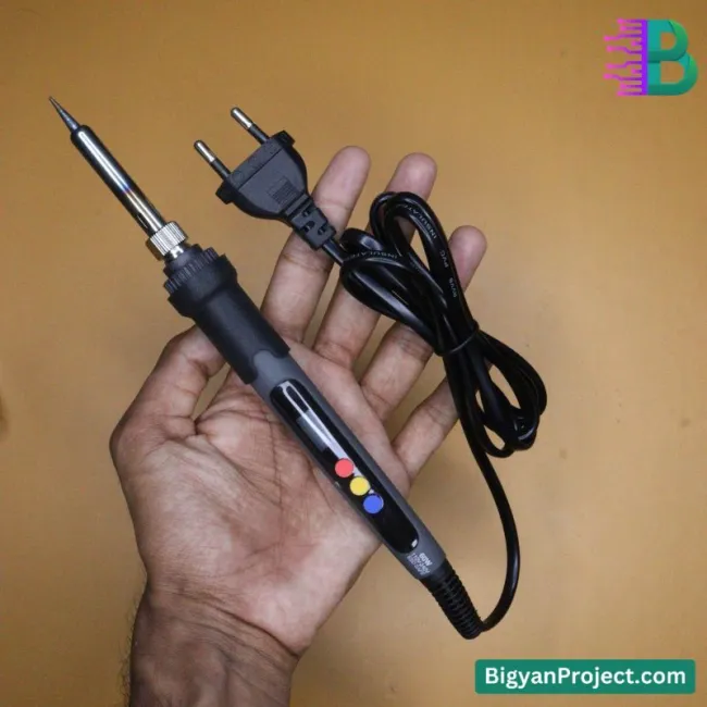 ৯৩৬H LCD অ্যাডজাস্টেবল সোল্ডারিং আয়রন 60W কিনুন