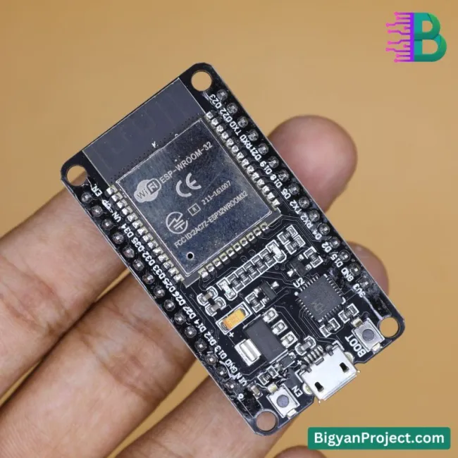 ESP32 ওয়াইফাই ব্লুটুথ বোর্ড CP2102 কিনুন অনলাইনে