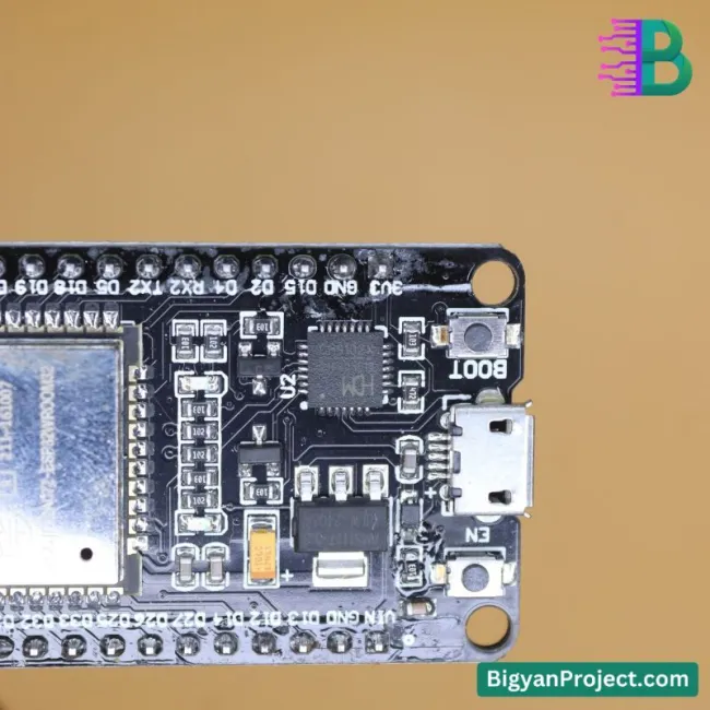 ESP32 ওয়াইফাই ব্লুটুথ বোর্ড CP2102 কিনুন অনলাইনে