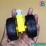 ১০০ RPM ৩-৬V ডুয়াল শাফট মোটর রোবোটিক্স ও DIY প্রজেক্টের জন্য