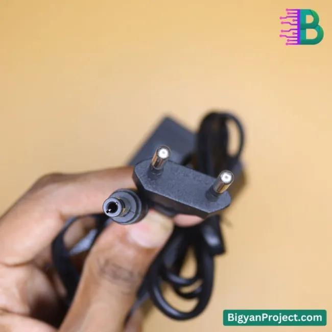 এডজাস্টেবল পাওয়ার সাপ্লাই ৩V-২৪V ৫A কিনুন এখনই