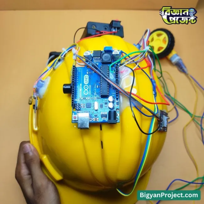 স্মার্ট বাইক হেলমেট কিনুন - ক্র্যাশ অ্যালার্ট ও জিপিএস সহ