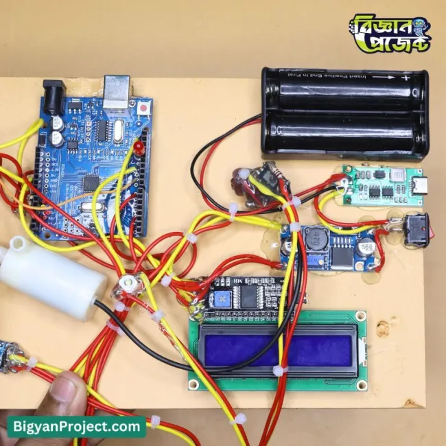 সোলার ট্র্যাকার সিস্টেম সার্ভো মোটর ও তাপমাত্রা সেন্সরসহ