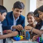 বাচ্চাদের জন্য নিজ বাসায় প্রজেক্ট সহায়তা