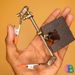 ম্যাগনিফাইং গ্লাস ও ক্লিপ সহ সোল্ডারিং স্ট্যান্ড কিনুন