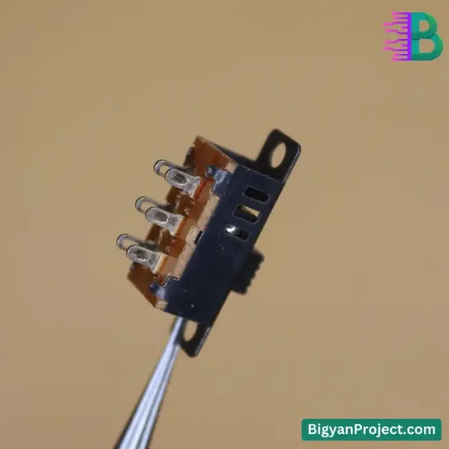 ৬ পিন স্লাইড সুইচ ৫০ ভোল্ট ০.৫ আ্যাম্পিয়ার DPDT কিনুন