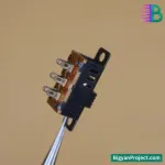 ৬ পিন স্লাইড সুইচ ৫০ ভোল্ট ০.৫ আ্যাম্পিয়ার DPDT কিনুন